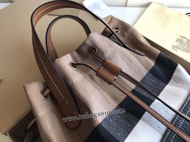 Burberry專門店新款Canvas格紋水桶包 巴寶莉肩背斜挎女包 yxb1266
